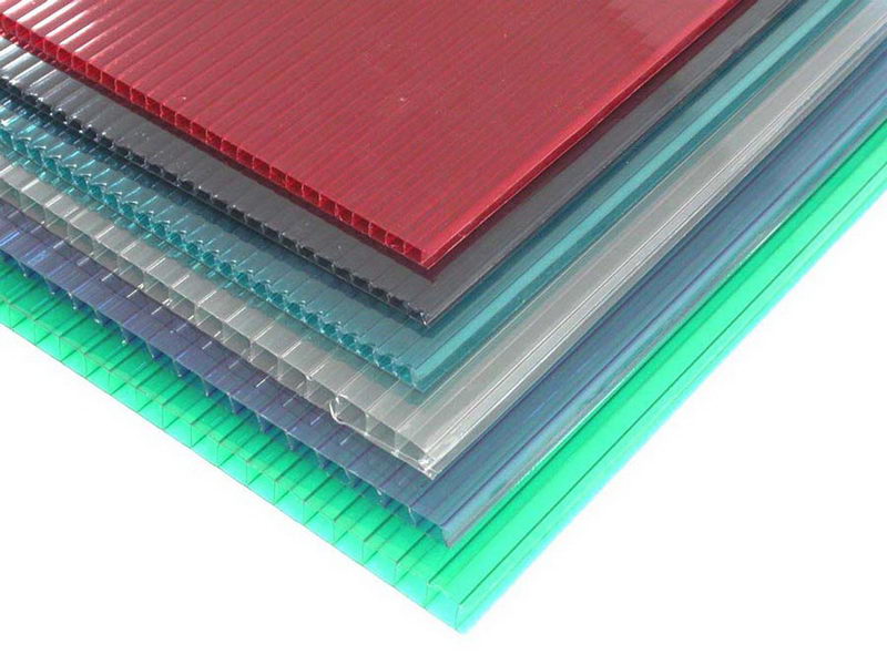 Plastic hollow board